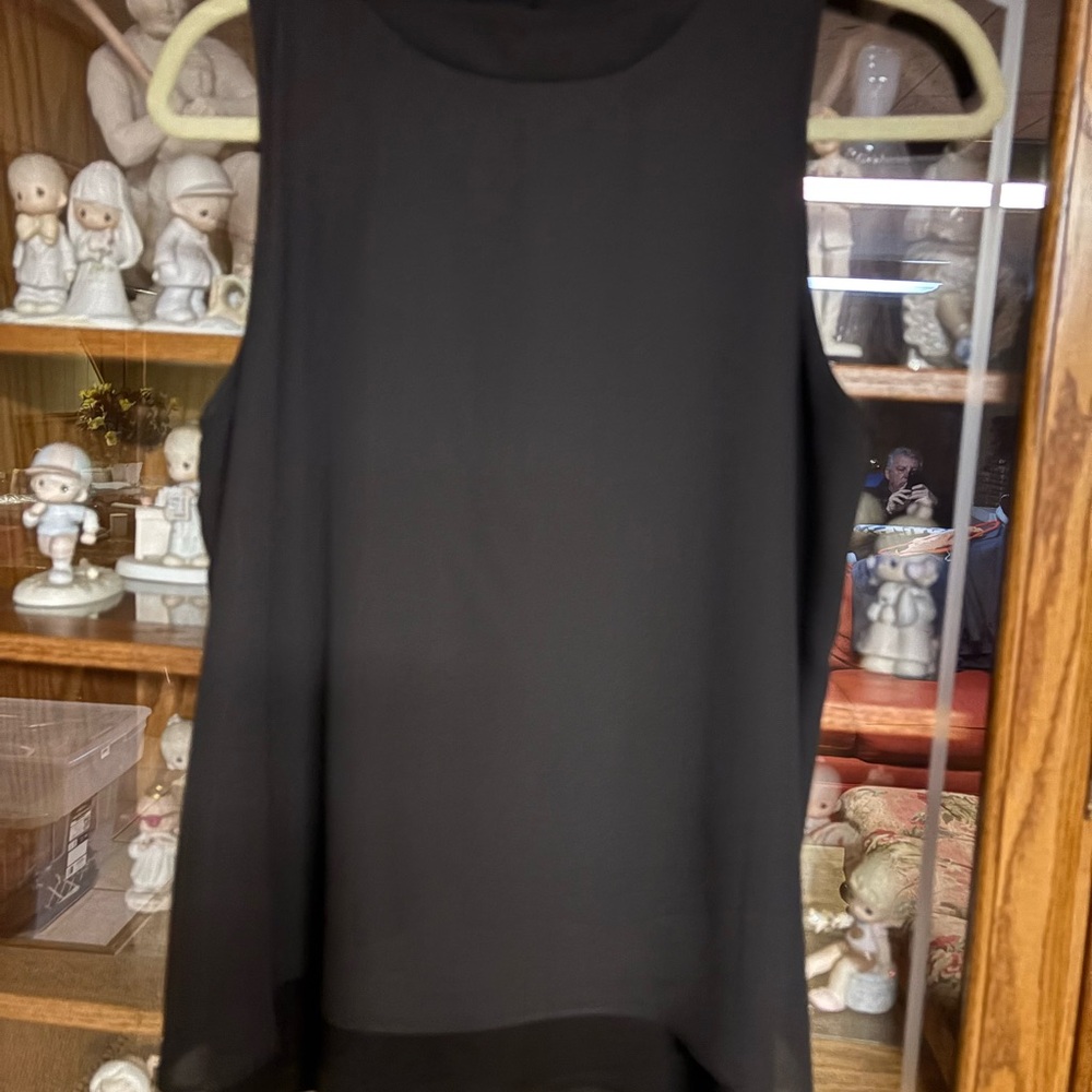 Black Barlll sleeveless blouse
